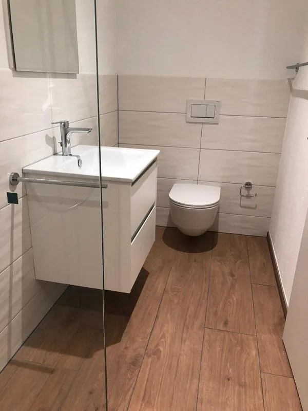 Nachmieter gesucht für eine moderne 3.5 Zi Whg (1. Stock) in Cazis