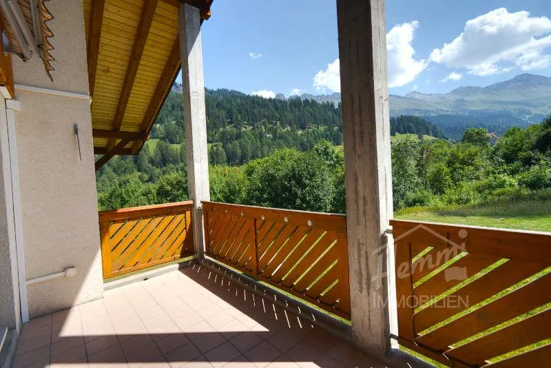 Ruhige Ferienwohnung – Ihr Traumzuhause in den Bündner Bergen