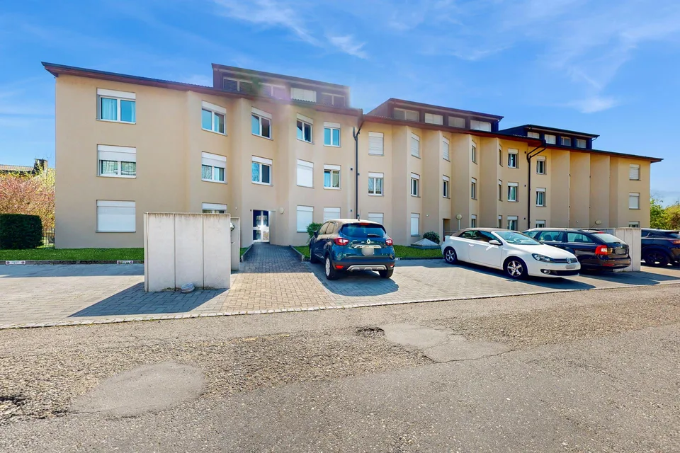 Garagenbox in Biel- Bözingen