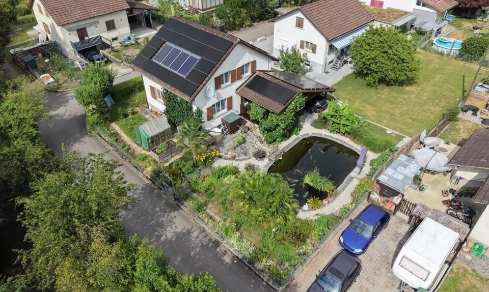 Charmantes 4 Zimmer Haus mit grosszügigem Aussenbereich in Unterkulm