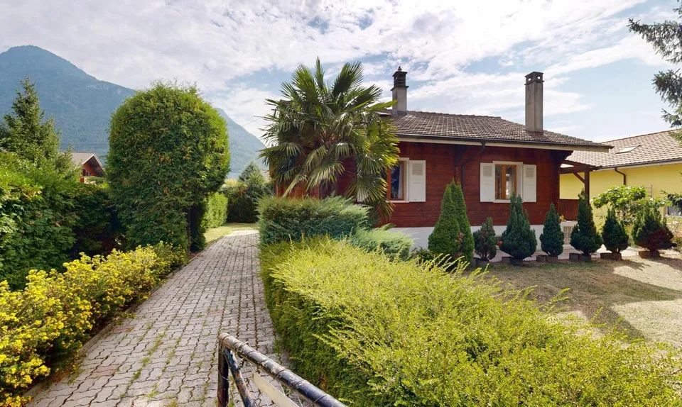 Un chalet con grande potenziale, tranquillo ad Aigle