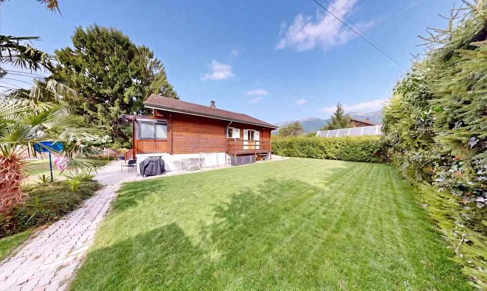 Un chalet con grande potenziale, tranquillo ad Aigle
