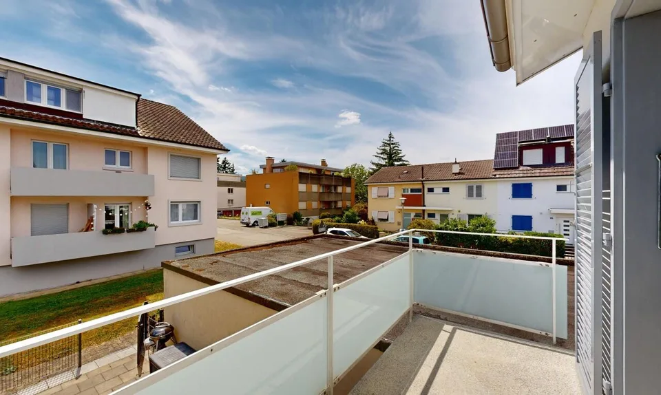 Maison mitoyenne rénovée de 4,5 pièces dans un lieu familial