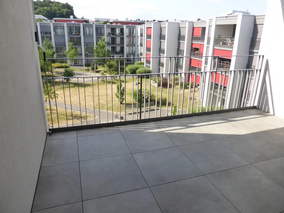 Helle 2.5 Zimmerwohnung im 3. OG