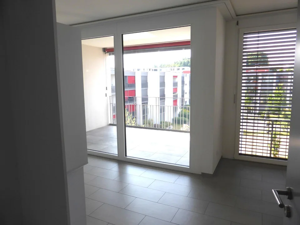 Helle 2.5 Zimmerwohnung im 3. OG