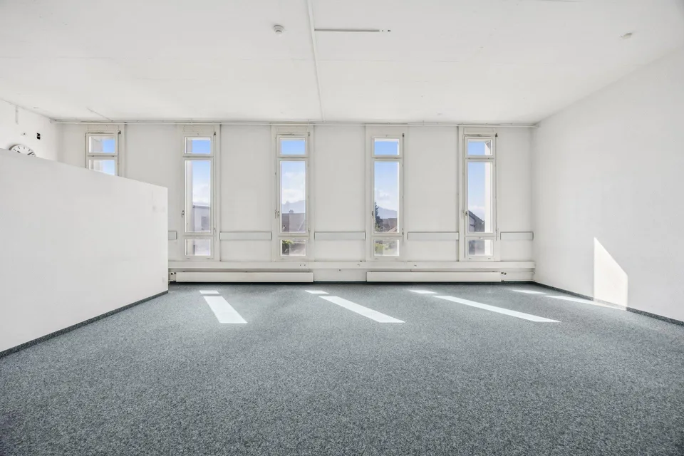 Vielseitige Büro-, Lager- oder Gewerbefläche an Top-Lage in Heerbrugg