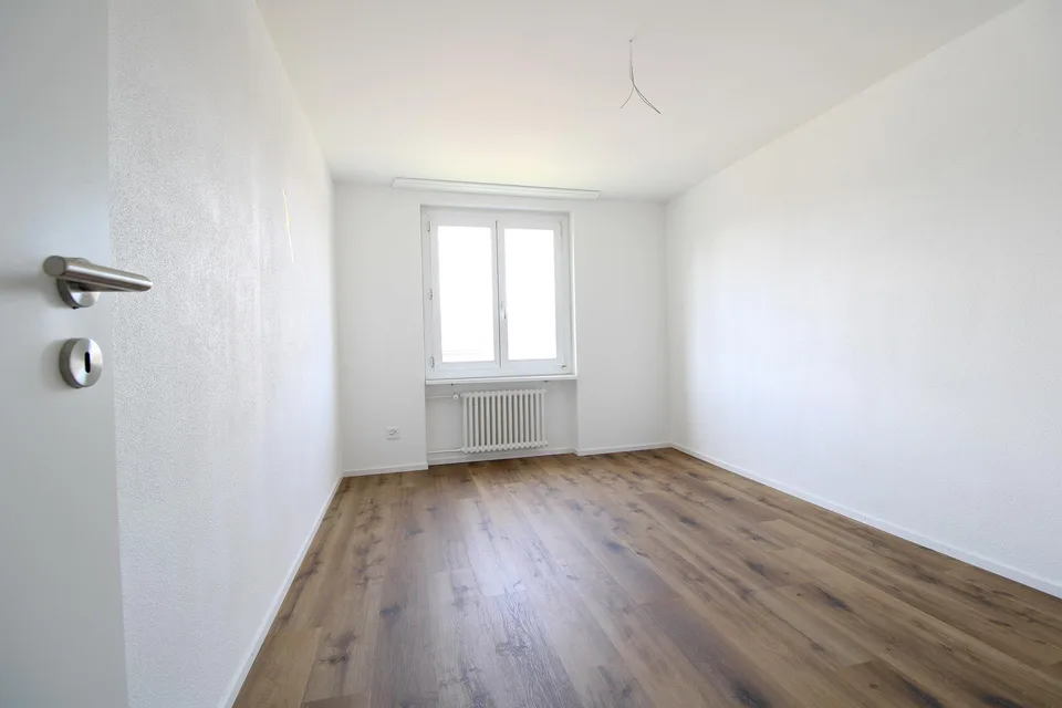 Schöne, sonnige 3.5-Zimmer-Wohnung mit Balkon