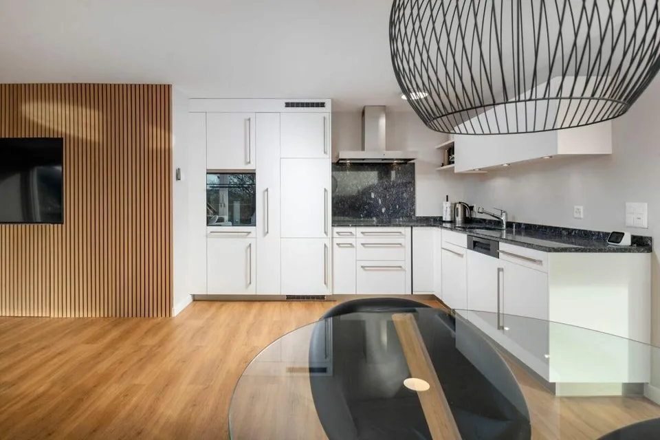 Sogno di casa ristrutturata con piscina e 2 appartamenti