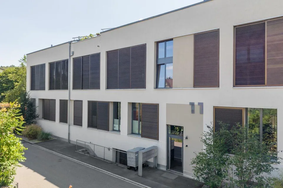 Exklusives Penthouse im obersten Stockwerk mit zwei Terrassen, überwiegend offener Grundriss mit rund 181 m2