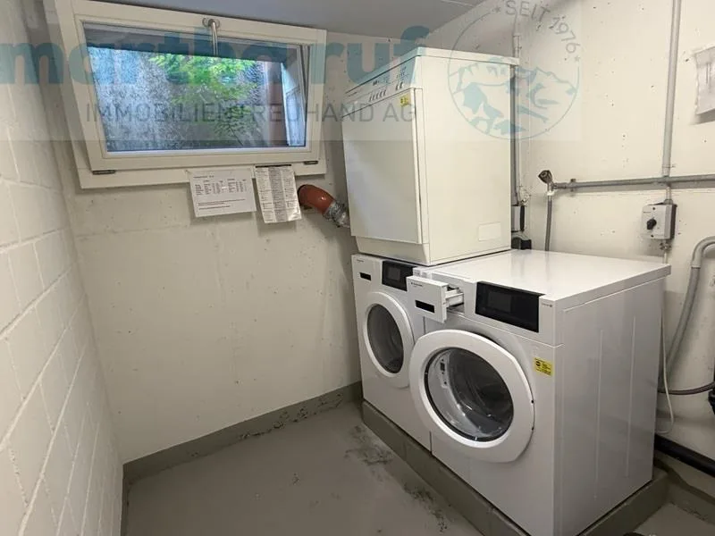 Behagliche 2.5- Zimmer Ferienwohnung mit Cheminée und Balkon