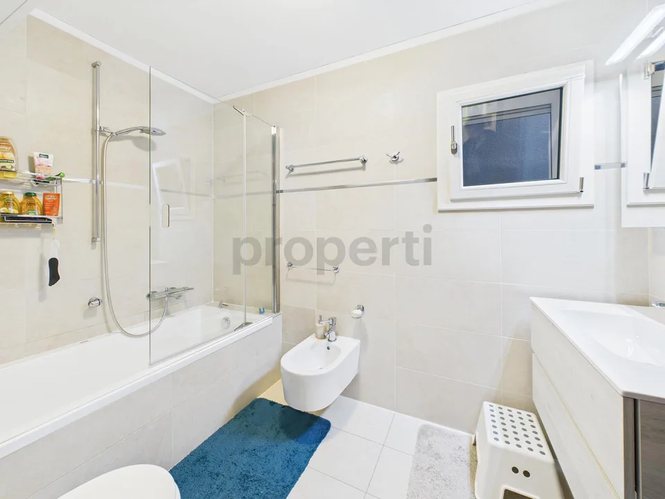 Elegante Appartamento nel Cuore di Lugano: Comfort e Stile in Posiz...