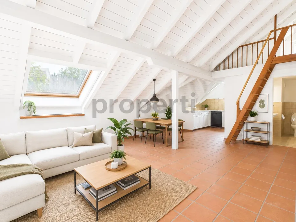 Gemütliche 4.5-Zimmer-Dachwohnung mit Balkon in Beringen