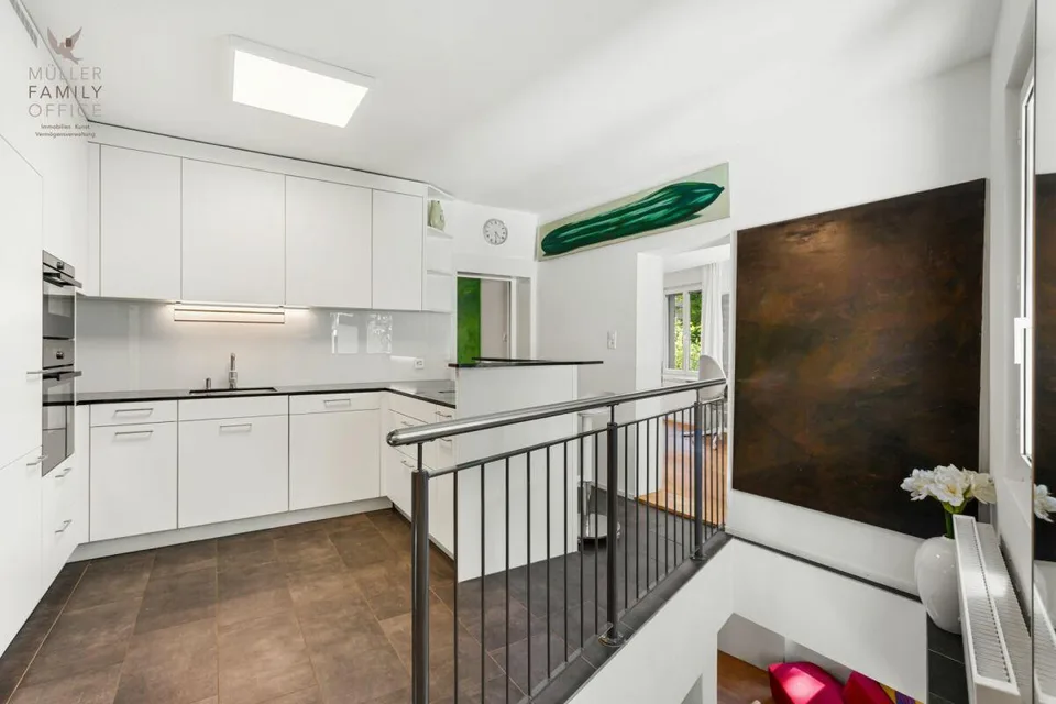 Maison unifamiliale urbaine avec atelier près de la vieille ville et de Mülenenschlucht