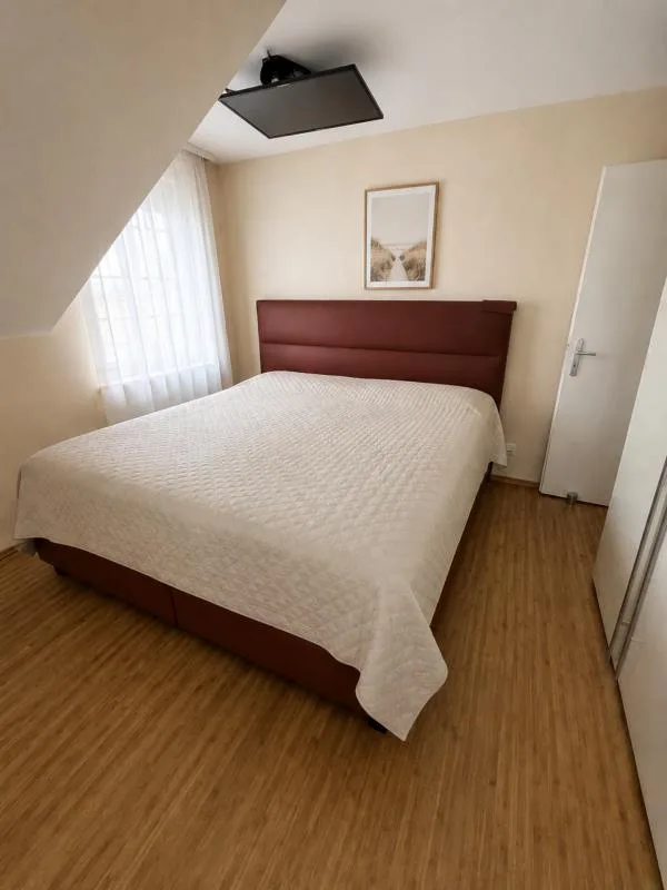 Detached 6.5-room single-family house