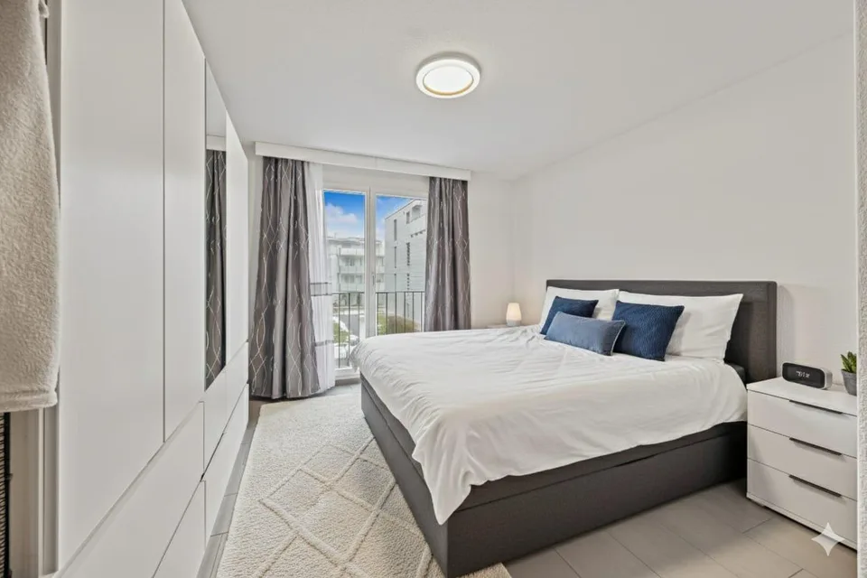 3.5-Zimmer-Attikawohnung mit 75m² Privater Dachterrasse