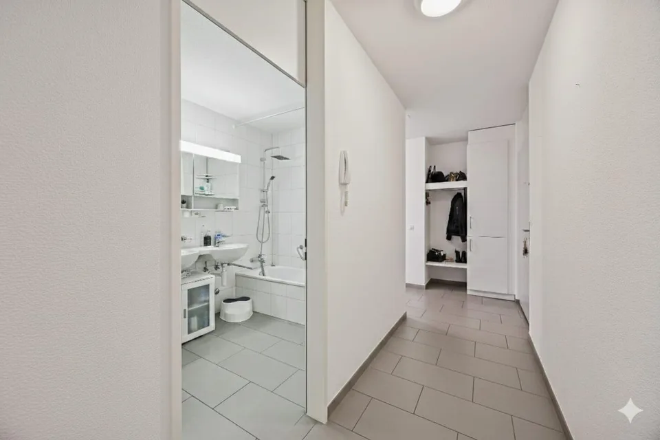 3.5-Zimmer-Attikawohnung mit 75m² Privater Dachterrasse