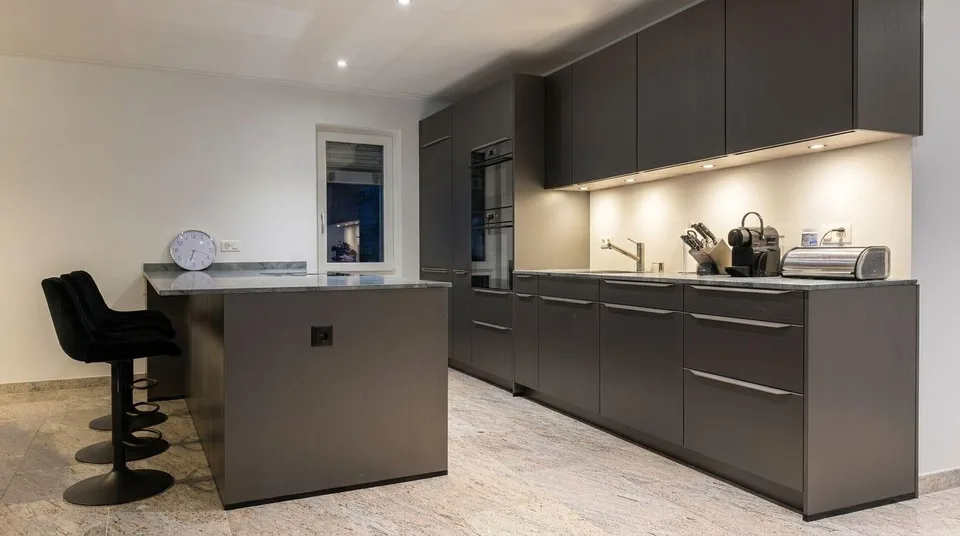 Last chance, act now! Exclusive 4.5-room apartment in sunny hillside location of Grellingen