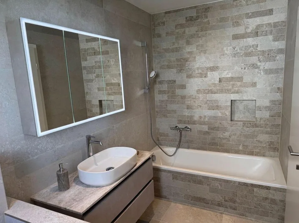 Last chance, act now! Exclusive 4.5-room apartment in sunny hillside location of Grellingen