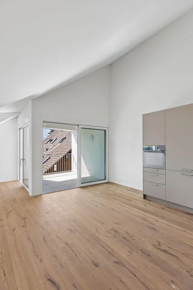 Moderne 3.5-Zimmer-Dachwohnung - lichtdurchflutet & einladend