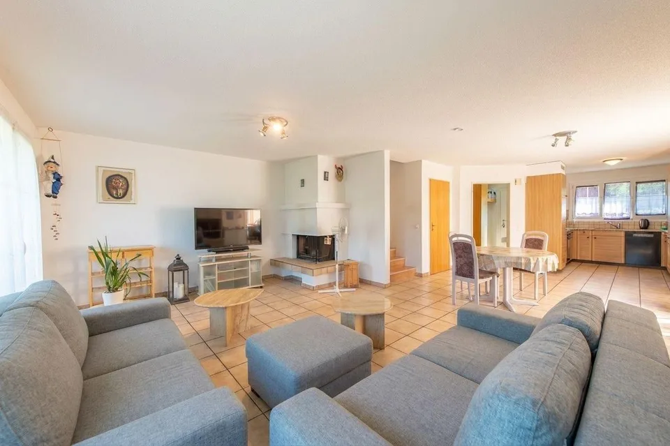 Ein Zuhause zum Ankommen: Gepflegtes Reiheneckhaus mit Garten und W...