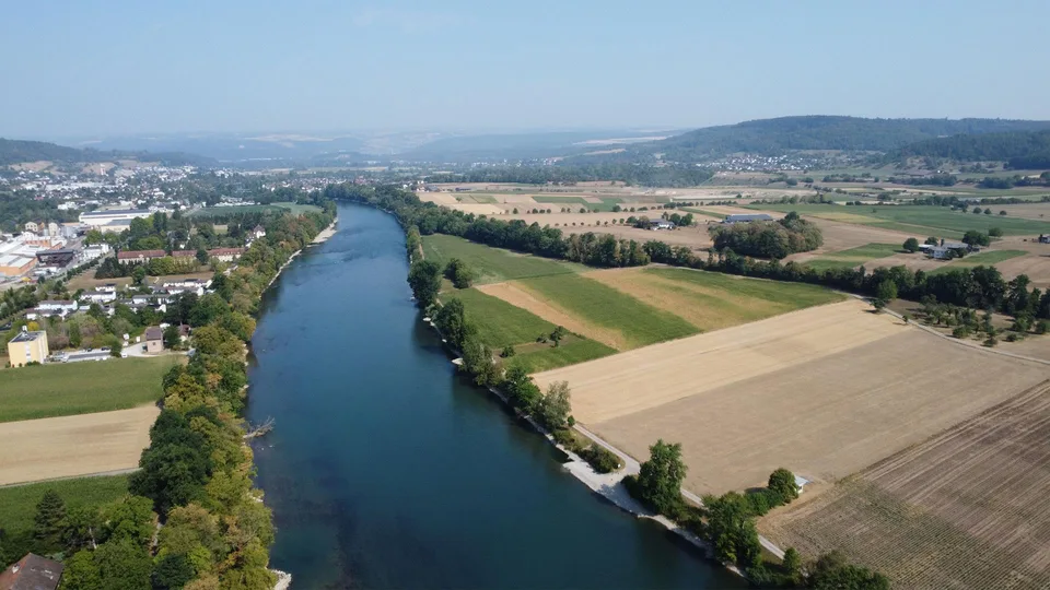 790 m² Grundstück in sonniger Wohnlage - vielseitige Möglichkeiten ...