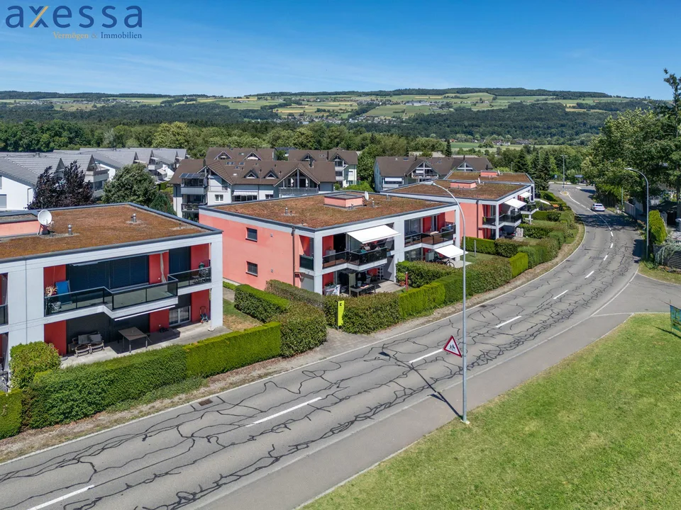 3.5 Zimmer-Gartenwohnung mit eigenem Gartenanteil in Fischbach-Göslikon