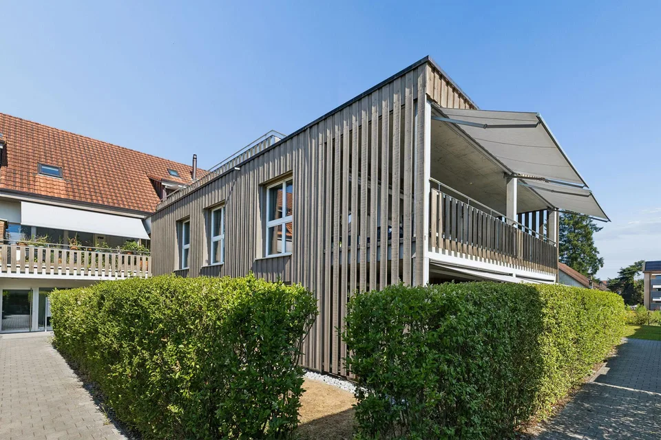 Staufen: Moderne 4.5-Zi.-Wohnung mit grossem Balkon, ruhig