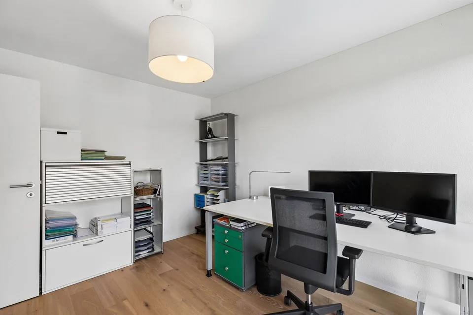 Staufen: Moderne 4.5-Zi.-Wohnung mit grossem Balkon, ruhig