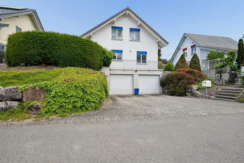 Emménager et se sentir bien - maison familiale de 5,5 pièces bien entretenue