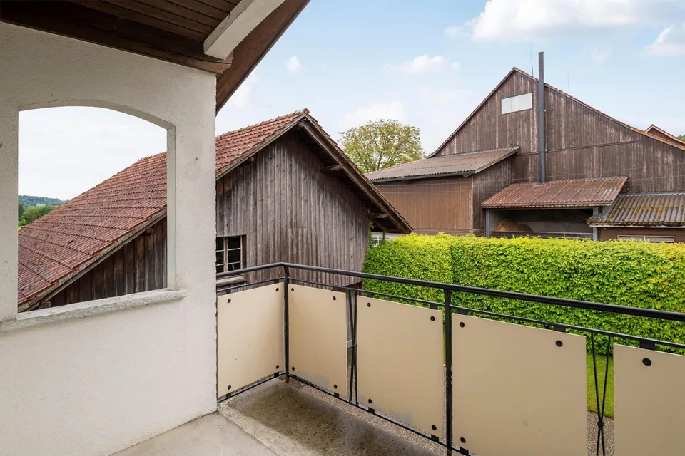 Casa a schiera di 9 locali a Wildberg in vendita - Posizione ai margini del villaggio