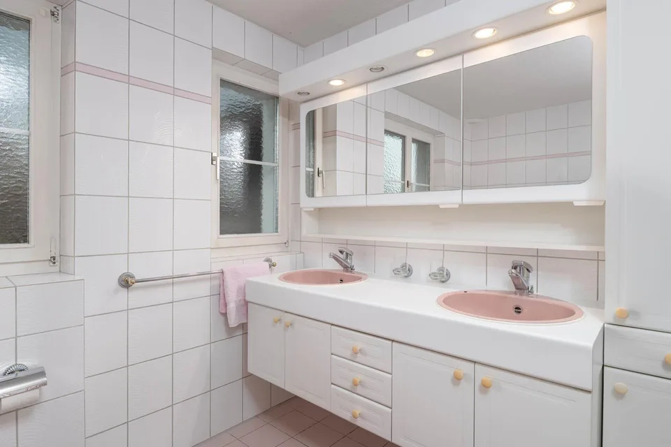Casa a schiera di 9 locali a Wildberg in vendita - Posizione ai margini del villaggio
