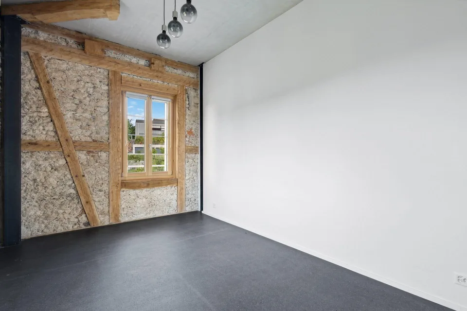 Moderne 3.5-Zi.-Wohnung mit 18 m² Balkon in Bollodingen