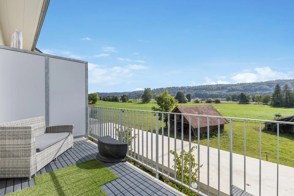 Moderne 3.5-Zi.-Wohnung mit 18 m² Balkon in Bollodingen
