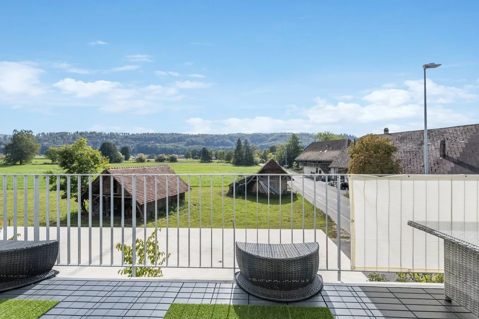 Moderne 3.5-Zi.-Wohnung mit 18 m² Balkon in Bollodingen