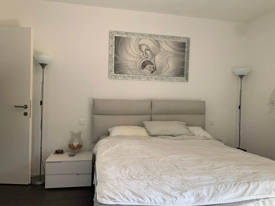 3,5 pièces avec balcon et vue dégagée à Porza