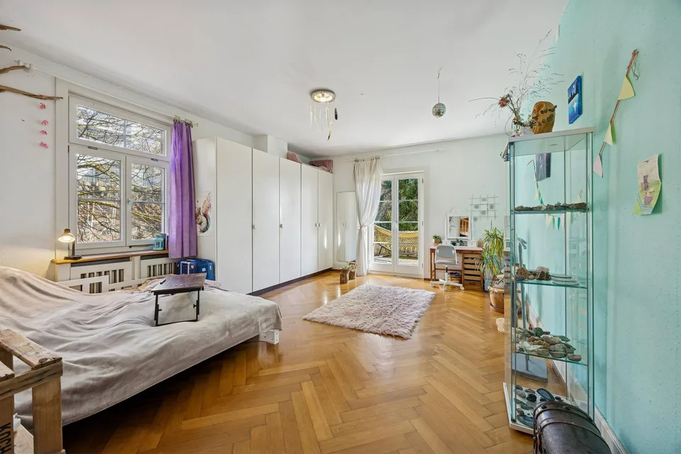 Villa Art Nouveau à Reinach avec un jardin de parc exceptionnel