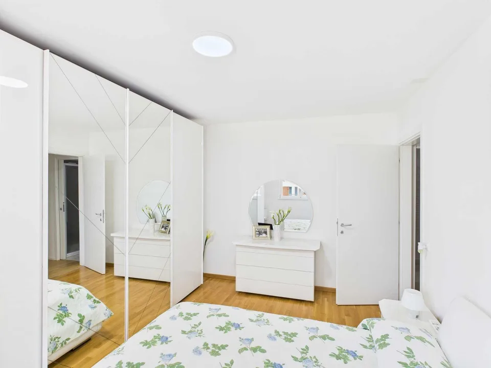 Helles 4.5-Zimmer-Wohnung mit Terrassen in Viganello