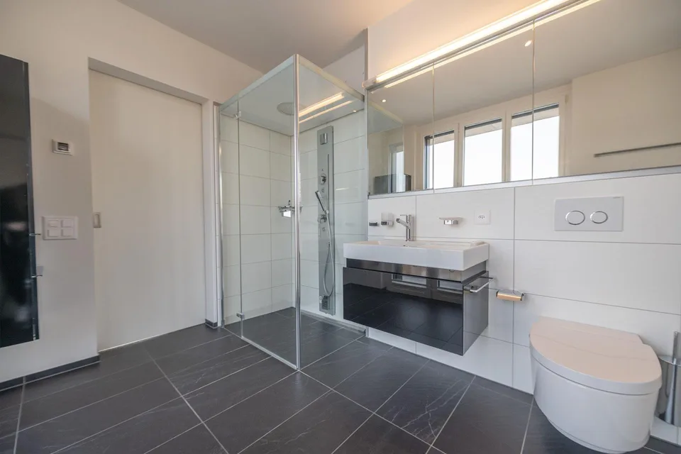 Seltene Gelegenheit: Attikawohnung mit 124 m² Terrasse an begehrter...