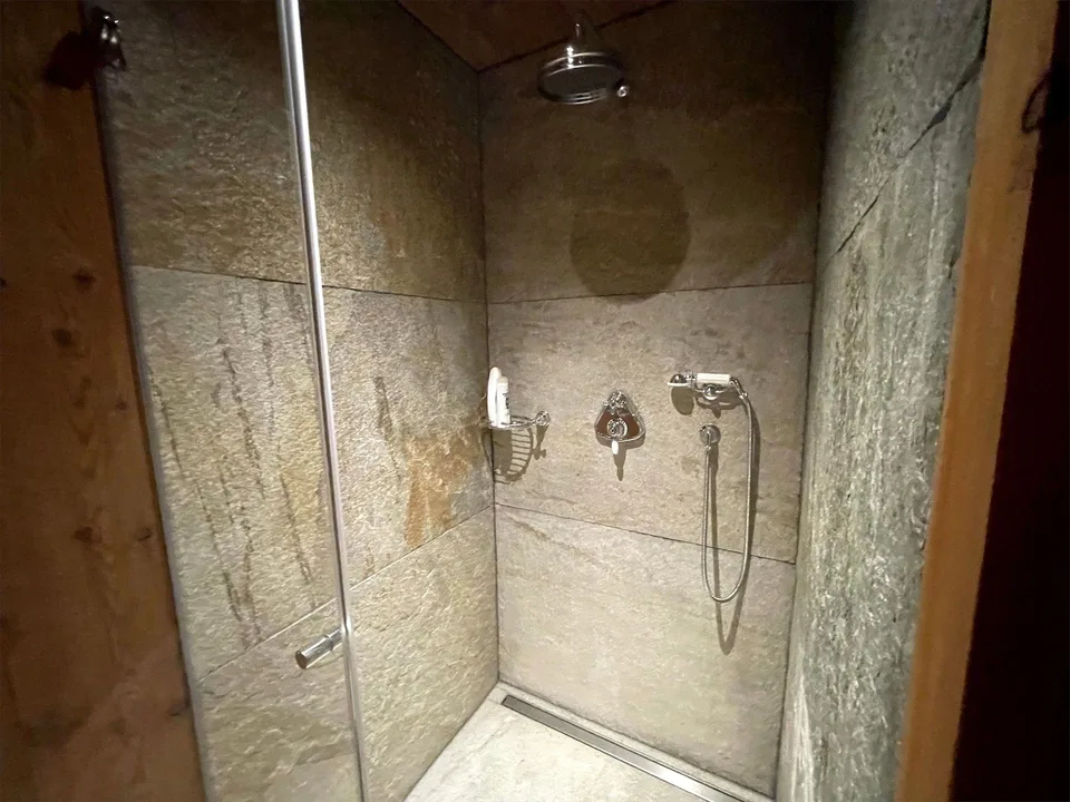 Appartement de design 3.5 pièces avec grande terrasse à vendre à Laax