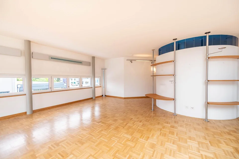 Exklusive Wohn- und Gewerbeliegenschaft