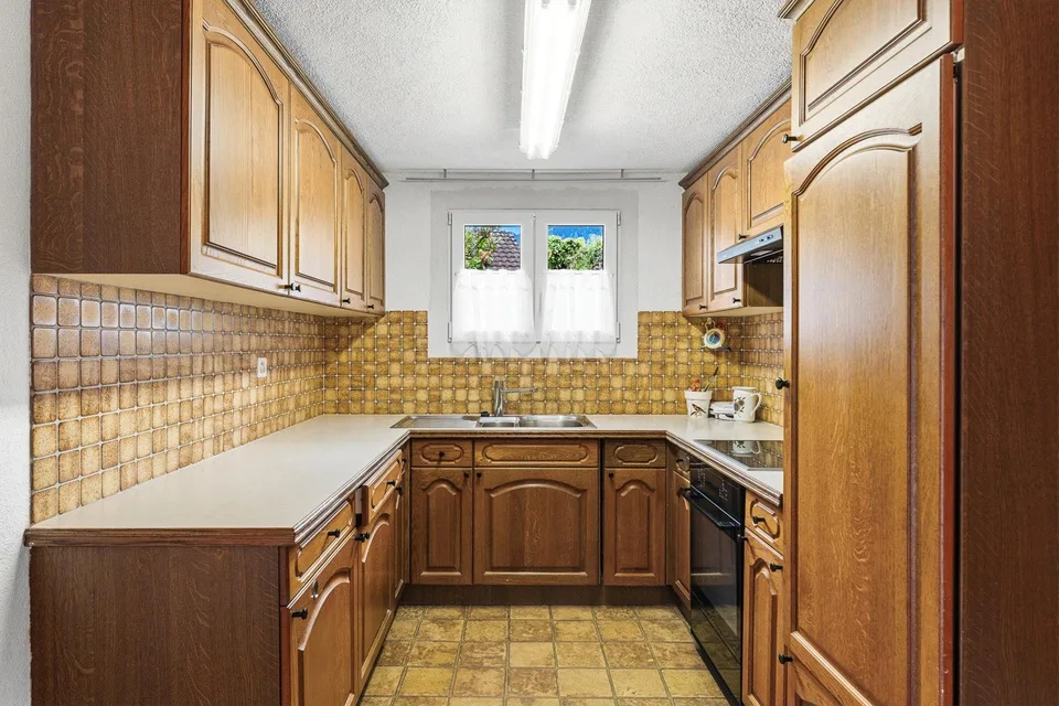 Casa unifamiliare di 4,5 locali con dependance e vista mozzafiato sulle montagne a Ennetmoos