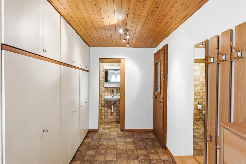 Casa unifamiliare di 4,5 locali con dependance e vista mozzafiato sulle montagne a Ennetmoos