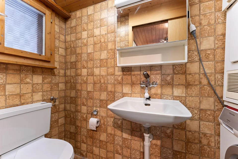 Casa unifamiliare di 4,5 locali con dependance e vista mozzafiato sulle montagne a Ennetmoos