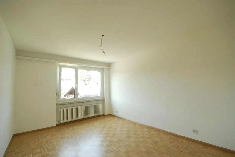 Helle 4-Zimmer-Wohnung mit grossem Balkon in Oberwil kaufen