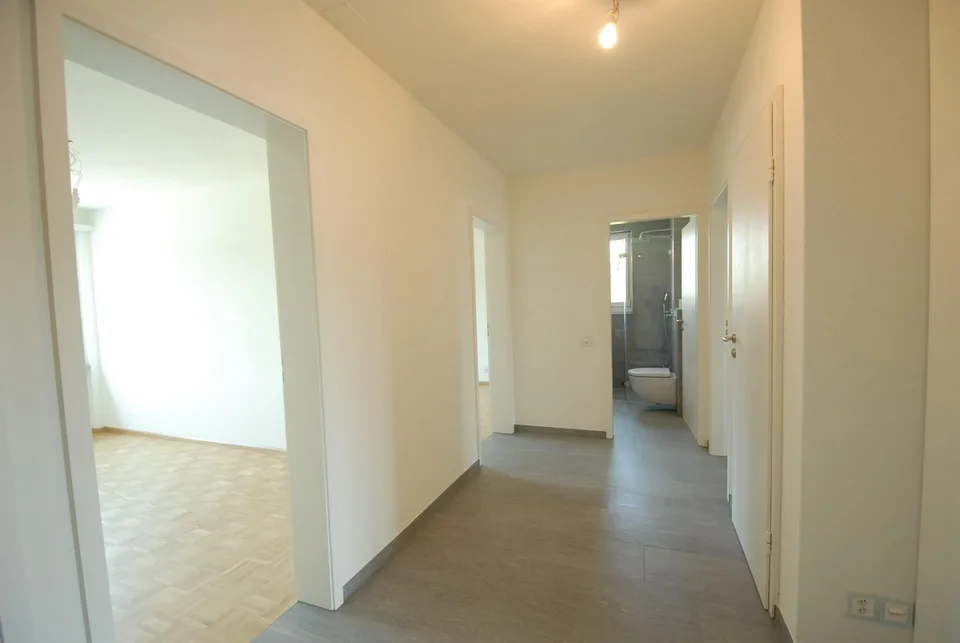 Helle 4-Zimmer-Wohnung mit grossem Balkon in Oberwil kaufen
