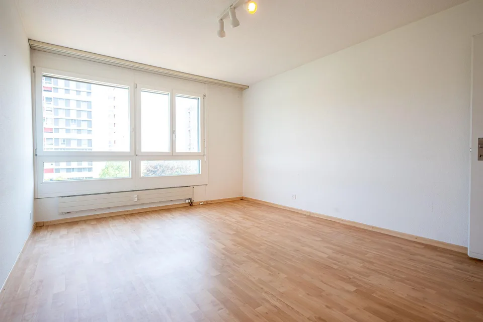 Bright 4.5-room apartment with balcony in Muri near Bern for sale
