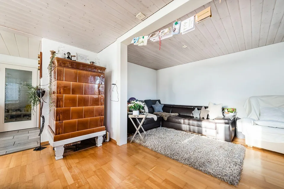 6-Zimmer-Einfamilienhaus mit Wintergarten in Lengwil kaufen