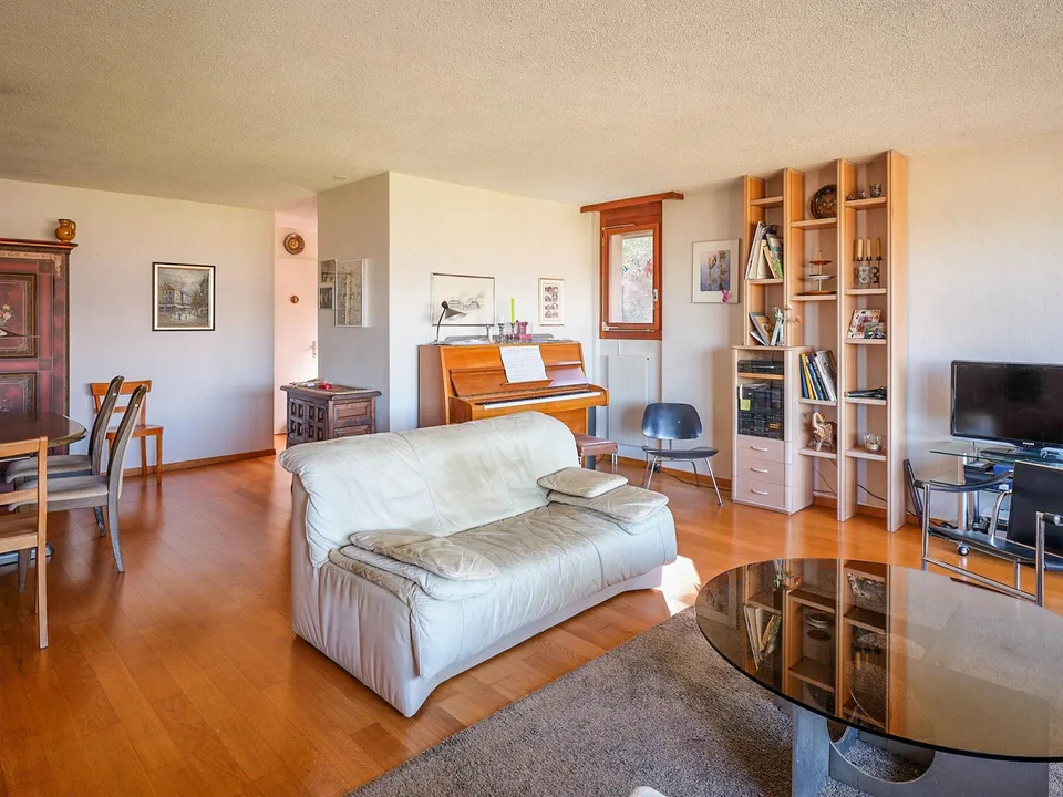 À vendre à Steffisburg : maison de rangée de 5,5 pièces avec une grande intimité