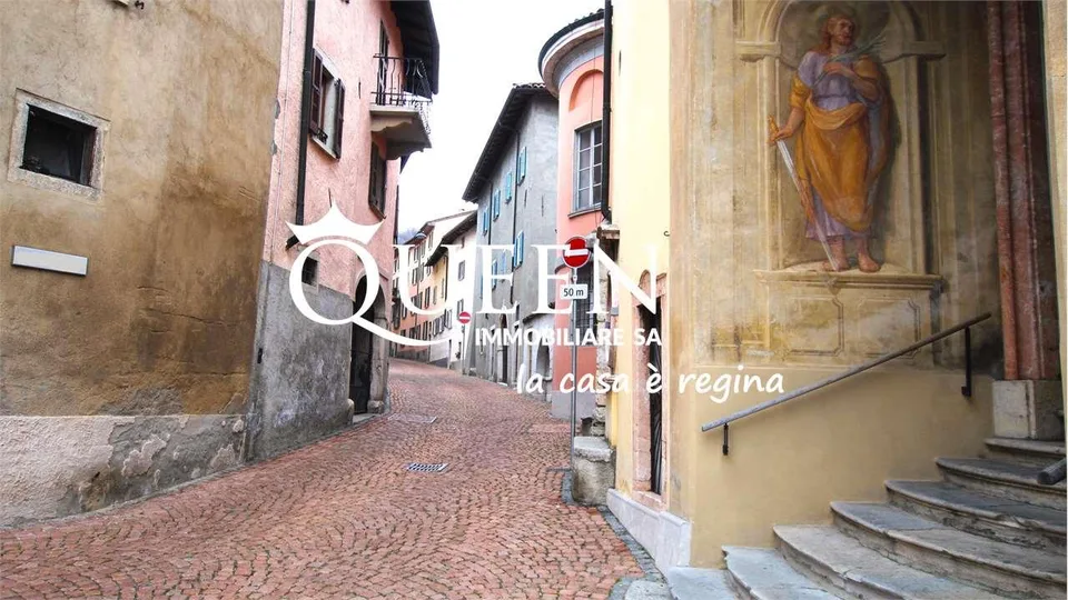 Arzo: maison charmante con due appartamenti, 6.5 locali, 196 mq, nel n – Foto 13 von 23
