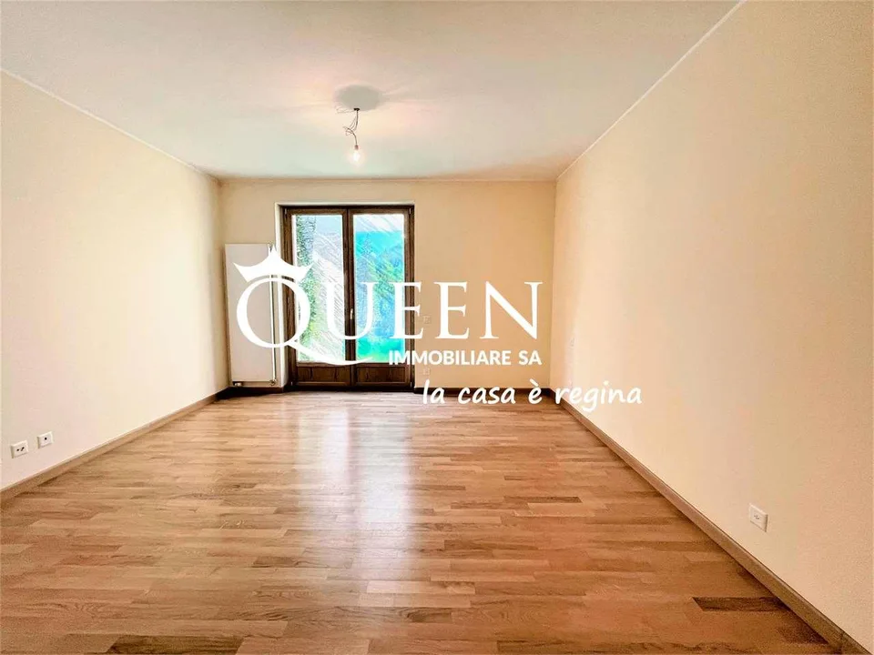 Lugano-Cassarate: 4.5-Zimmer-Wohnung, 250 m², Veranda, Garten